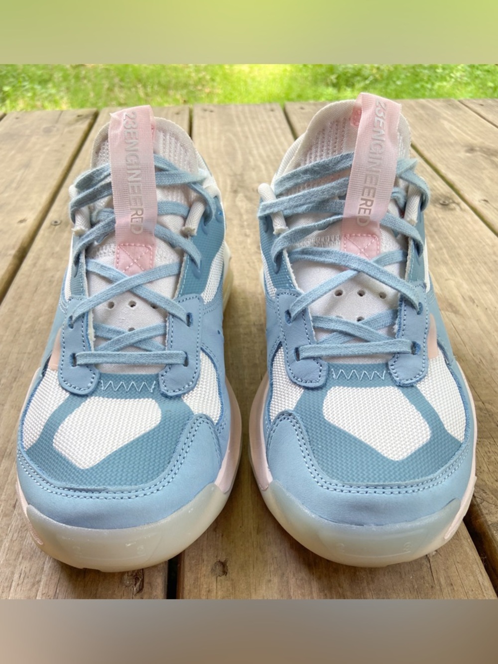 Air Jordans Women’s Low Top Athletic Sneakers Jordan Engineered 200E Size 10